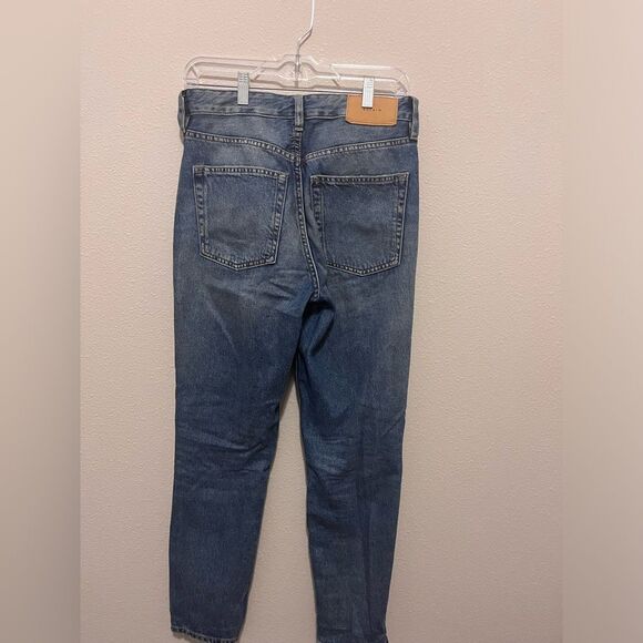 H&M - VINTAGE FIT
COUPE VINTAGE HIGH WAIST - Picture 2 of 5